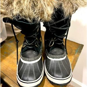 Sorel women’s Joan of Arc winter waterproof lace up boot.